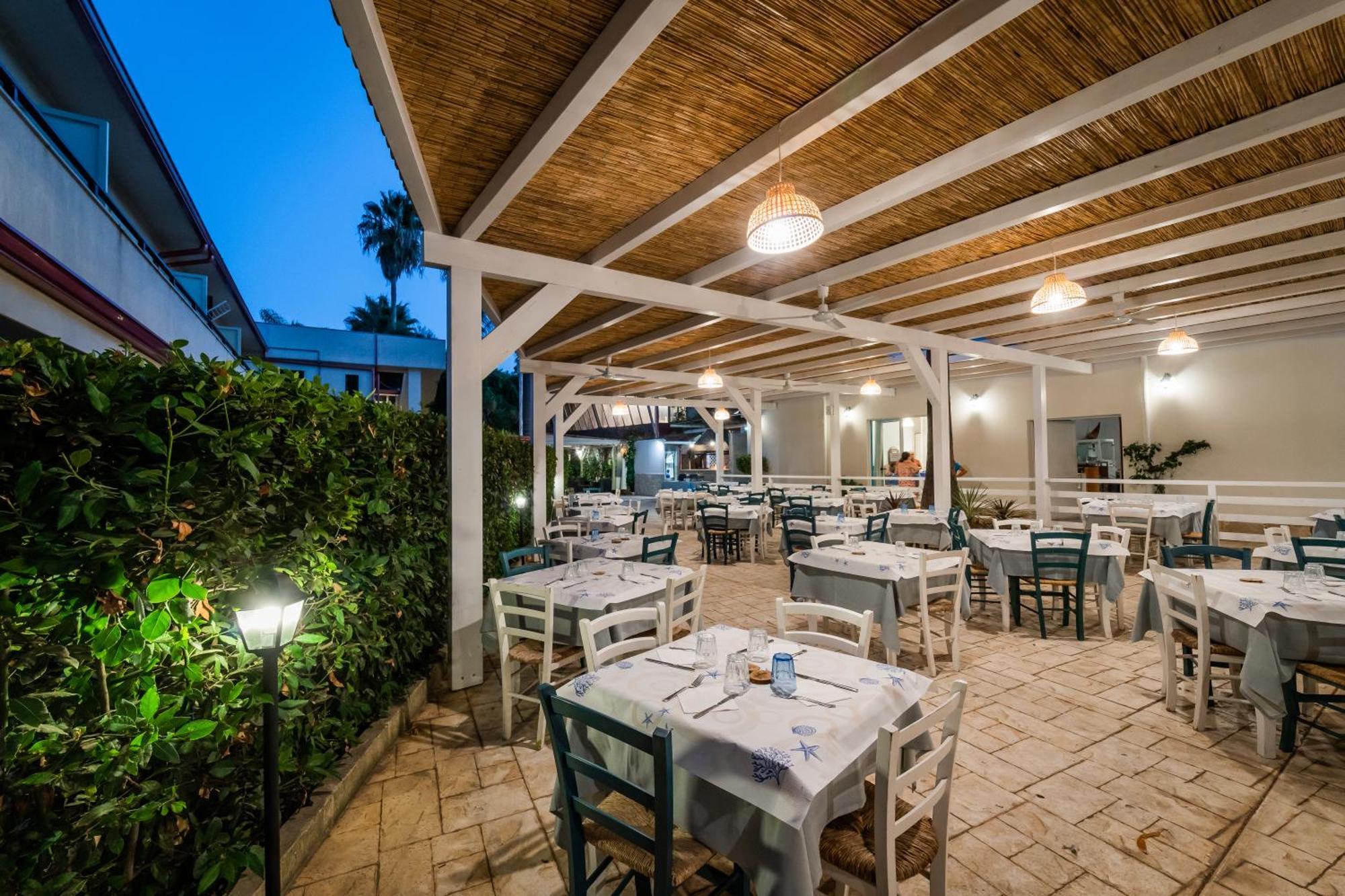 Hotel Baia Del Sole Marina di Ragusa Esterno foto