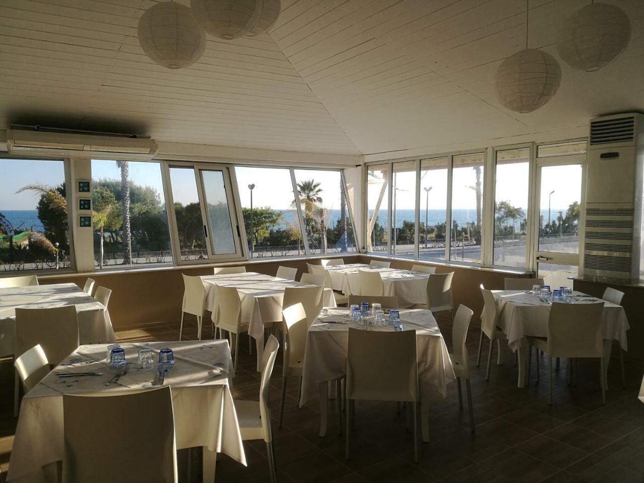 Hotel Baia Del Sole Marina di Ragusa Esterno foto