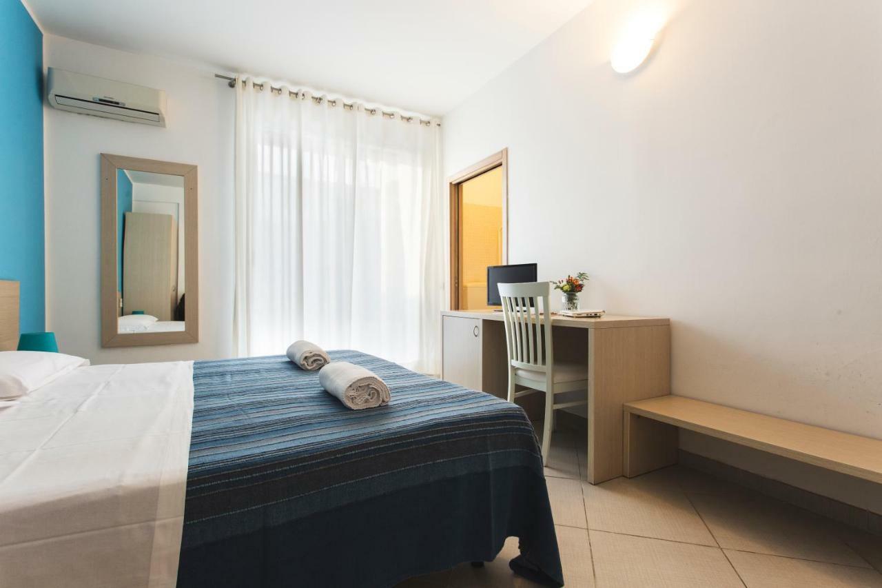 Hotel Baia Del Sole Marina di Ragusa Esterno foto