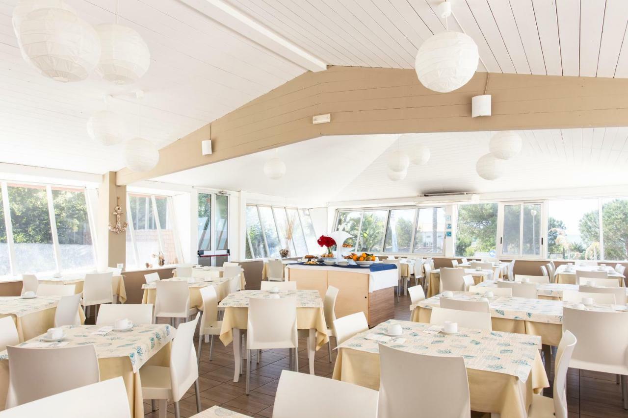 Hotel Baia Del Sole Marina di Ragusa Esterno foto